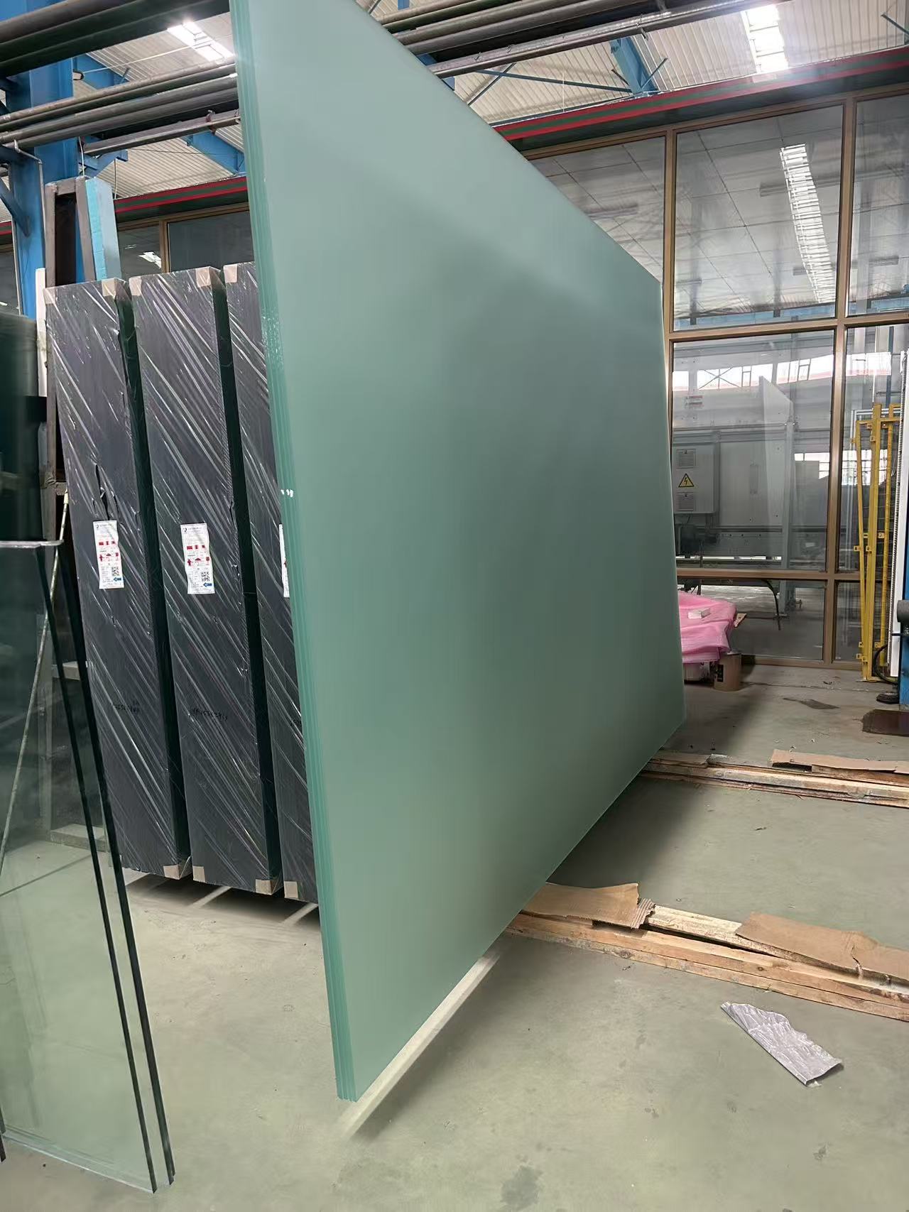 衡水市彩轴玻璃建筑幕墙玻璃生产基地 - 哪里好